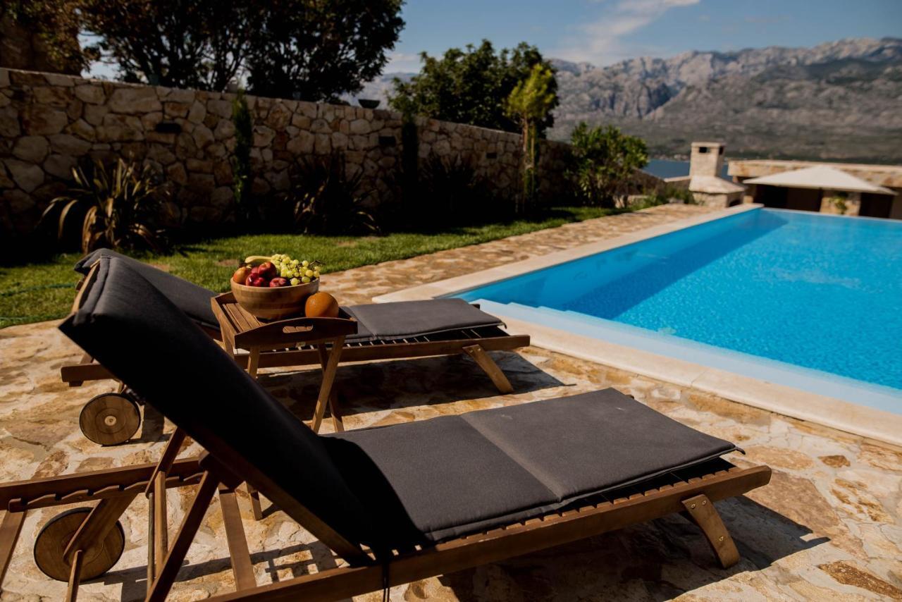 La Familia, Zadar, Vinjerac Villa Bagian luar foto