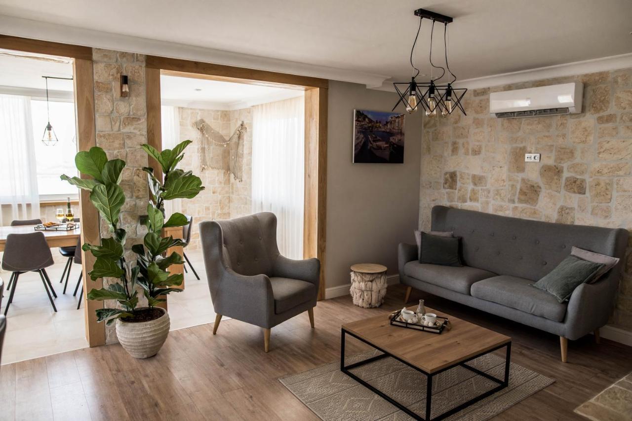La Familia, Zadar, Vinjerac Villa Bagian luar foto